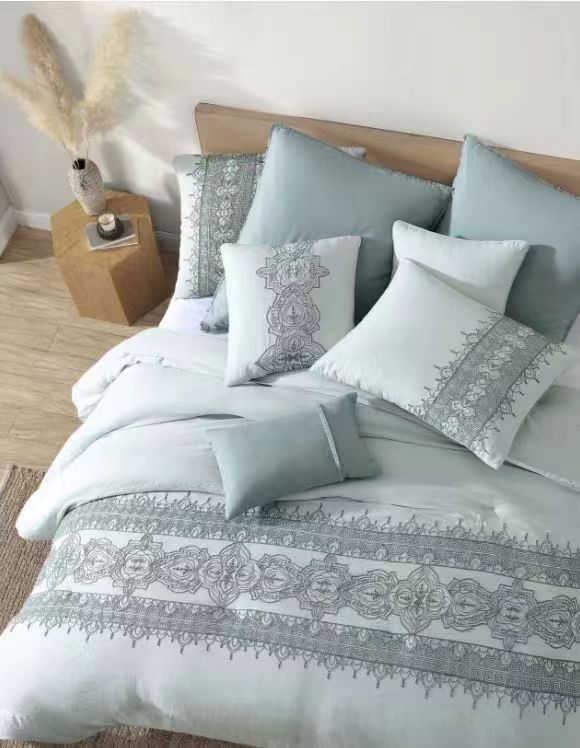 Queen size Comforter Set 11Pieces-5C11PQ8