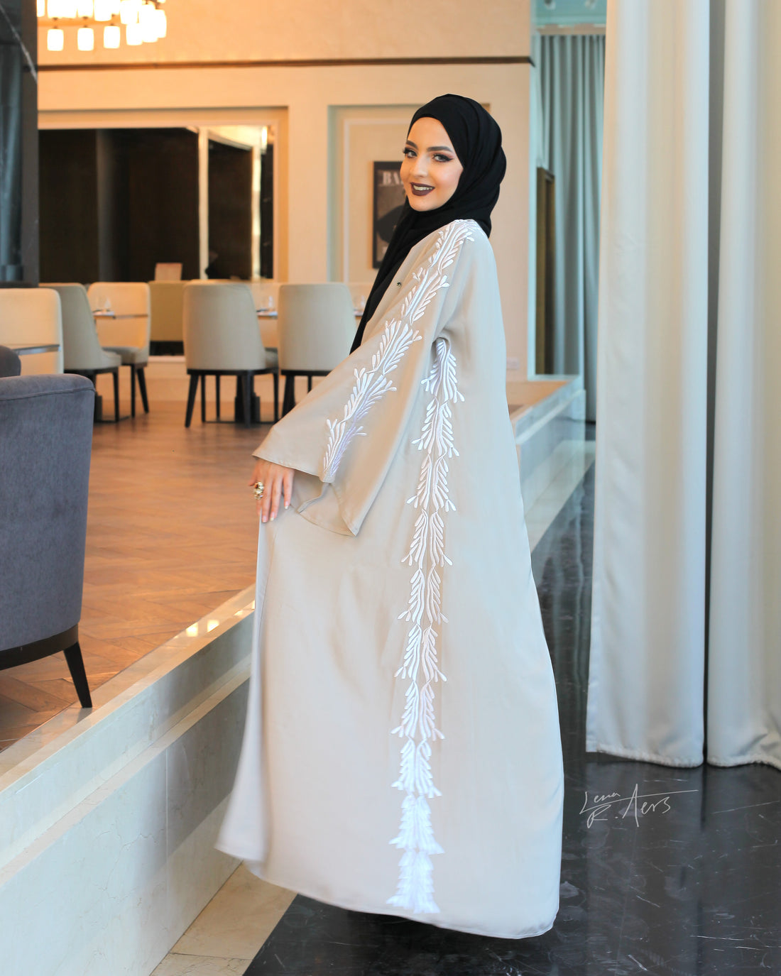 Hoorain Abaya (AJ1002A)